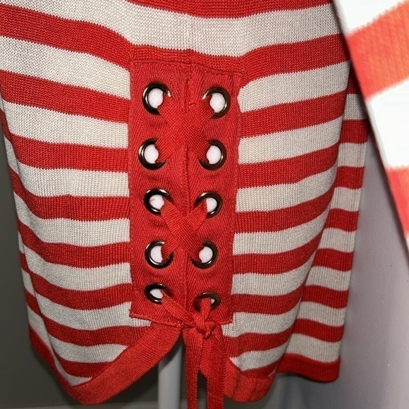 Chico’s Striped Lace Up Side Sweater Size 1 - Picture 3 of 10